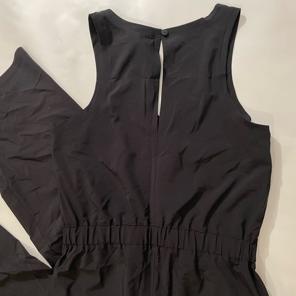 BANANA Republic Black active jumpsuit sleeveless V neck Pantsuit Med Tall - Picture 3 of 7